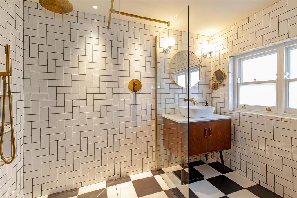 Bathroom-1.jpg