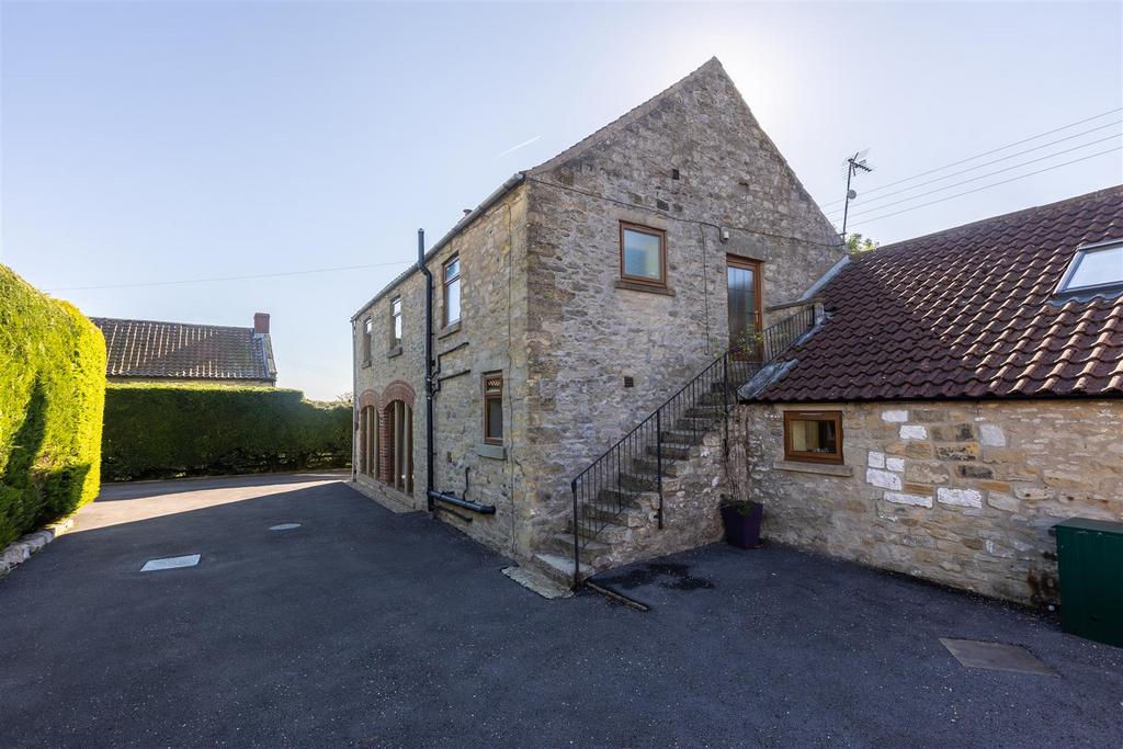 The Hayloft External-15.jpg