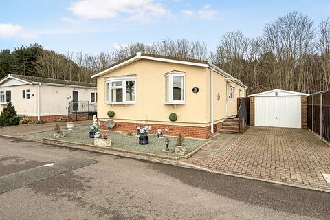 2 bedroom park home for sale, Woodside, Ipswich IP5