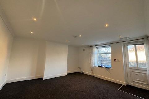 1 bedroom flat to rent, Bingley Road, Shipley, West Yorkshire, BD18