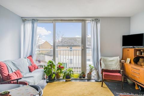 2 bedroom flat for sale, Borland Road, Nunhead