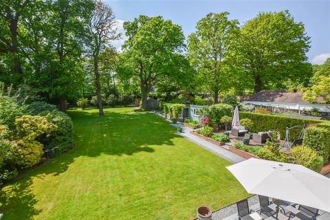 4 bedroom detached house for sale, * SIGNATURE HOMES * Ingrave Road, Brentwood