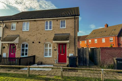 2 bedroom end of terrace house for sale, Wintergreen Road, Red Lodge, Suffolk