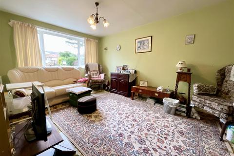 2 bedroom semi-detached bungalow for sale, Wains Lane, Staxton, Scarborough