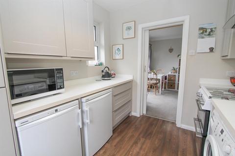 10 The Holt, Wallington, SM6 7LG