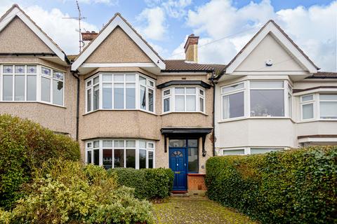 3 bedroom terraced house for sale, Flemming Avenue, Leigh-on-sea, SS9