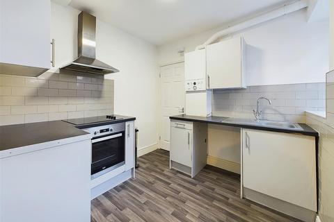 2 bedroom flat for sale, Saltwell Road, Gateshead NE8