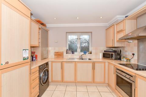 2 bedroom apartment for sale, St. Augustine's Court, Herne Bay CT6