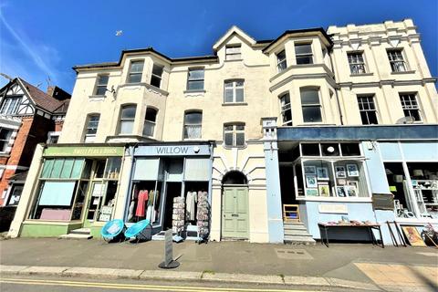 2 bedroom apartment to rent, Sea Road, Bexhill-on-Sea, TN40