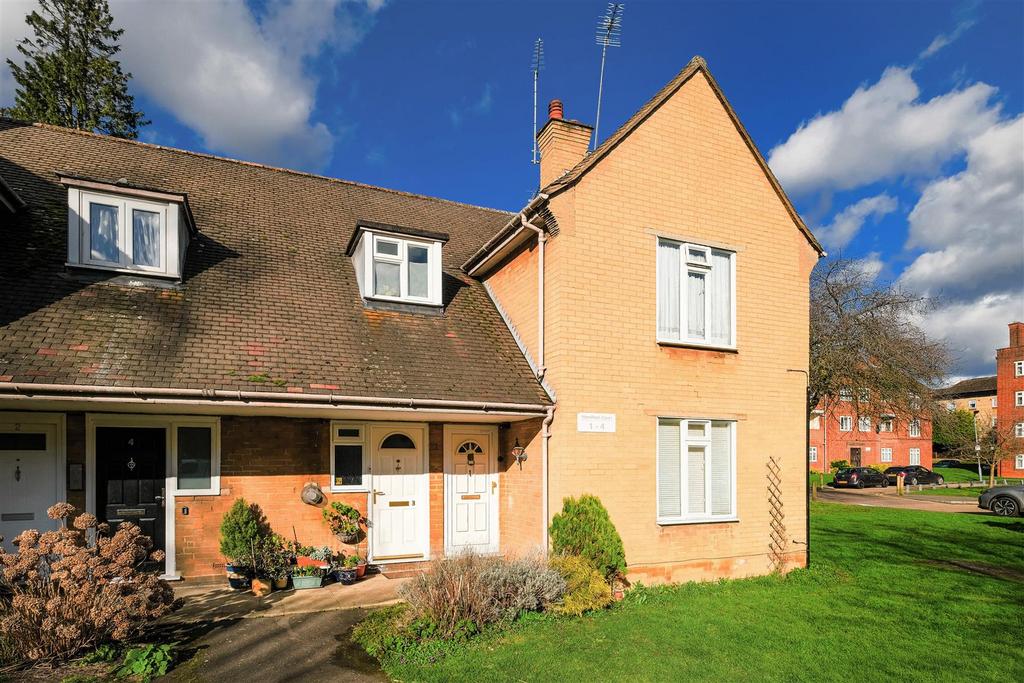 3 woodham court-14.jpg