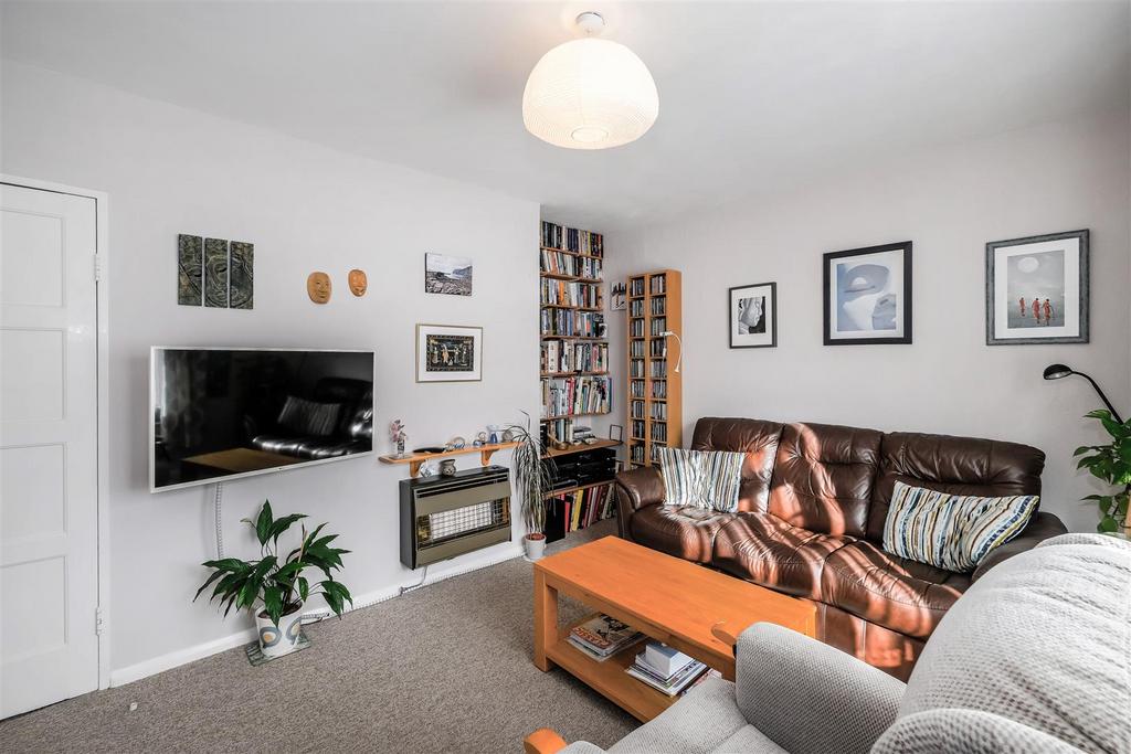 3 woodham court-9.jpg