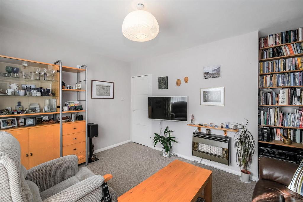 3 woodham court-11.jpg