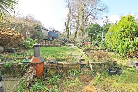 18 Abbey Close, Taffs Well, Cardiff, CF15 7RS
