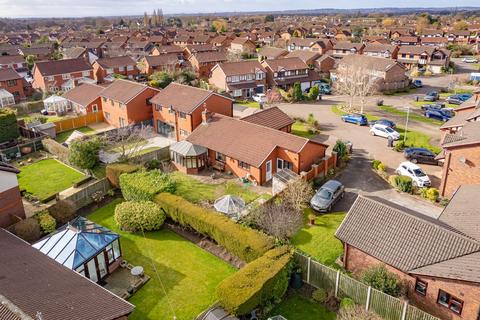 3 bedroom detached bungalow for sale, Aylsham Close, Widnes WA8