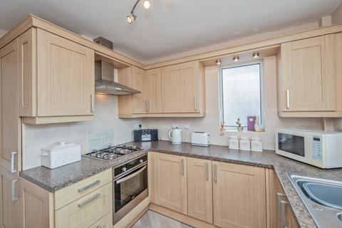 2 bedroom semi-detached house for sale, Thorndene Way, Westgate Hill, Bradford, BD4