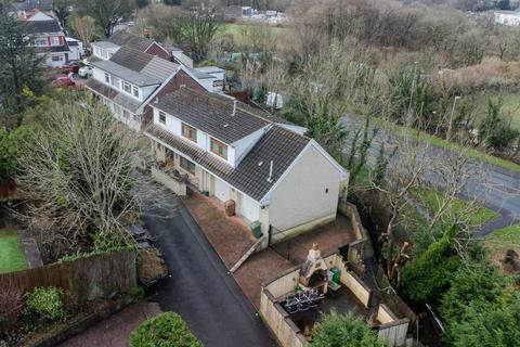 4 bedroom detached house for sale, The Boot, Hengoed CF82