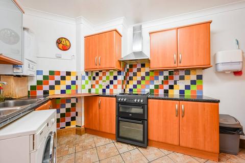 4 bedroom maisonette for sale, RISLEY AVENUE, Tottenham, London, N17