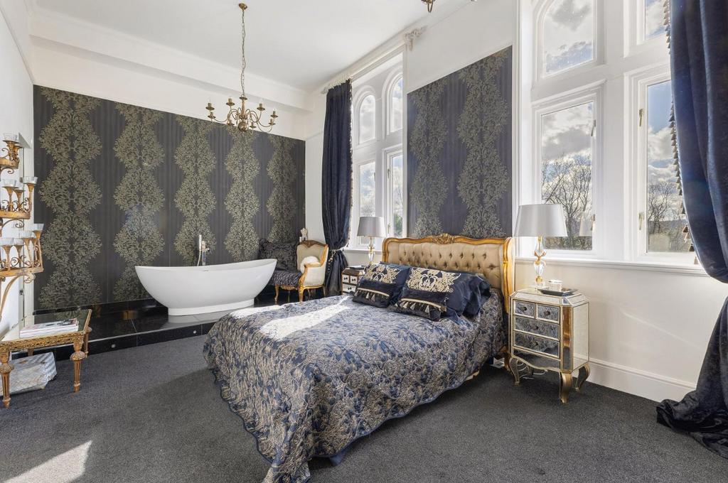 86547 8-Snaith-Wood-Drive-Rawdon  (19) low.jpg