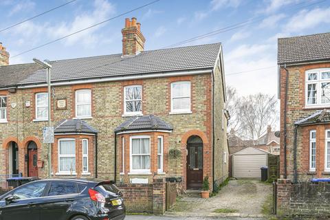 3 bedroom end of terrace house for sale, Boundary Road, Woking, Surrey, GU21