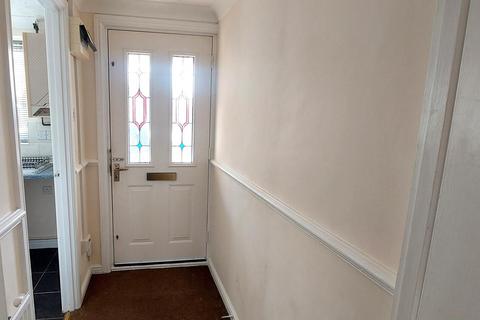 2 bedroom terraced house to rent, Chew Court, King's Lynn, PE30