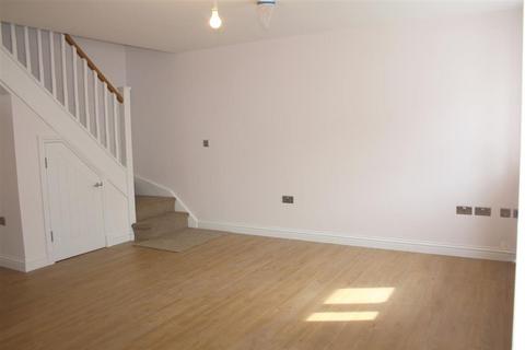 2 bedroom terraced house to rent, Hounds Court, Bristol BS37