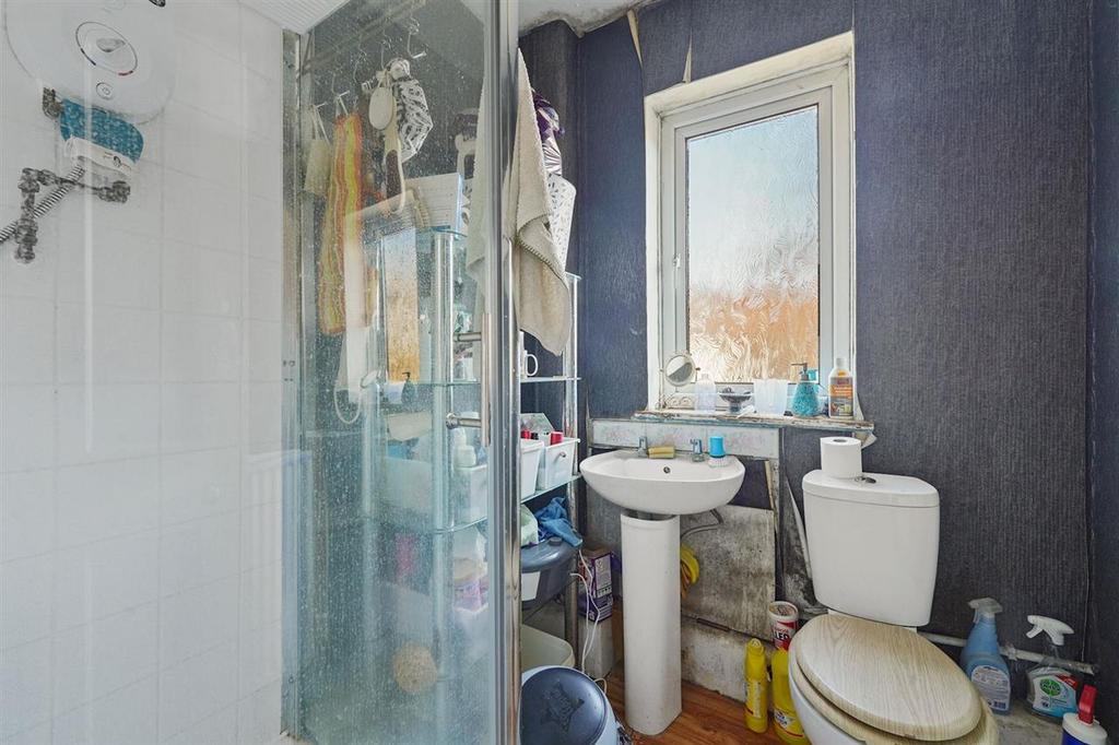 First floor shower