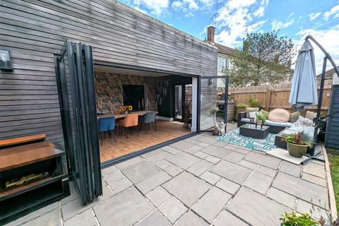 33 Coleridge Way, Corby, NN17 2NZ