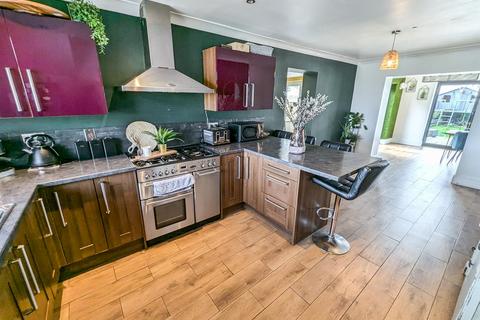 33 Coleridge Way, Corby, NN17 2NZ
