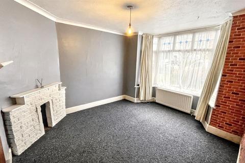 3 bedroom semi-detached house for sale, Livingstone Road, Birmingham B14