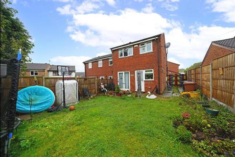 3 bedroom semi-detached house to rent, Castle Rise, Groby