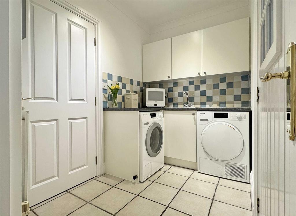 Utility Room.jpg