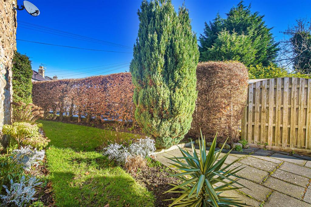 Side garden