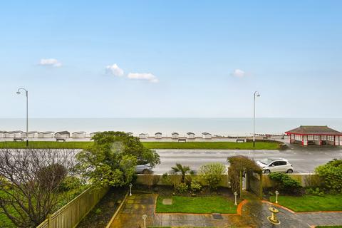 2 bedroom apartment for sale, Bedford Avenue, Bexhill-on-Sea, TN40