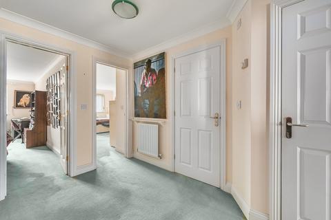 2 bedroom apartment for sale, Bedford Avenue, Bexhill-on-Sea, TN40