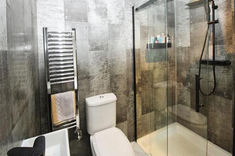 4 Beech Close, Sproatley, Hull, HU11 4XB