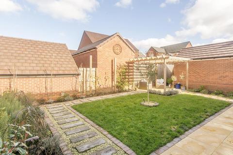 4 bedroom detached house for sale, Blossom Close, Lutterworth