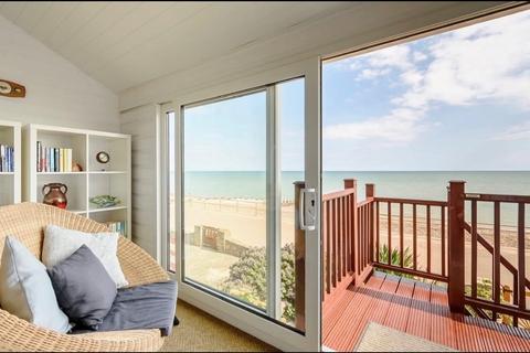 2 bedroom apartment for sale, Channel View, Bexhill-on-Sea, TN40