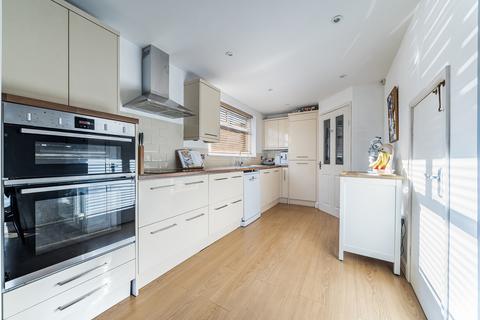 28 Lampton Road, Long Ashton, Bristol, BS41 9AL