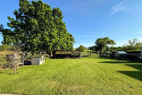 undefined, House, Land & Stables in Calverton