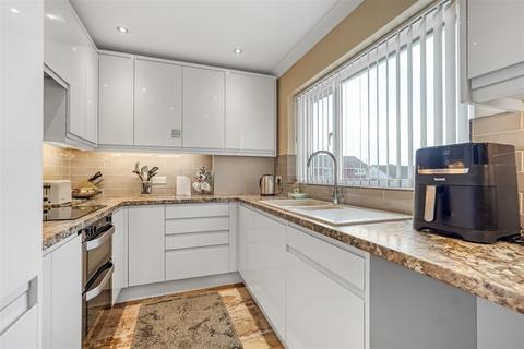 undefined, Ronaldshay Drive, Richmond