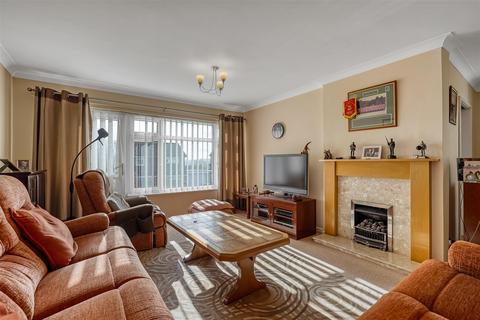 undefined, Ronaldshay Drive, Richmond