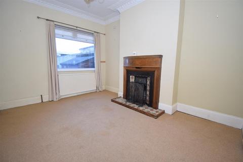 5 bedroom terraced house for sale, Osborne Avenue, South Shields