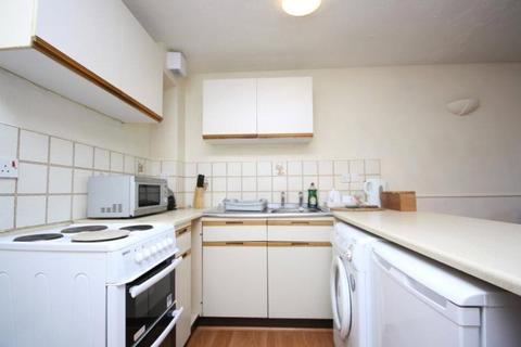 39 Shellfield Close, Staines, TW19 6BX