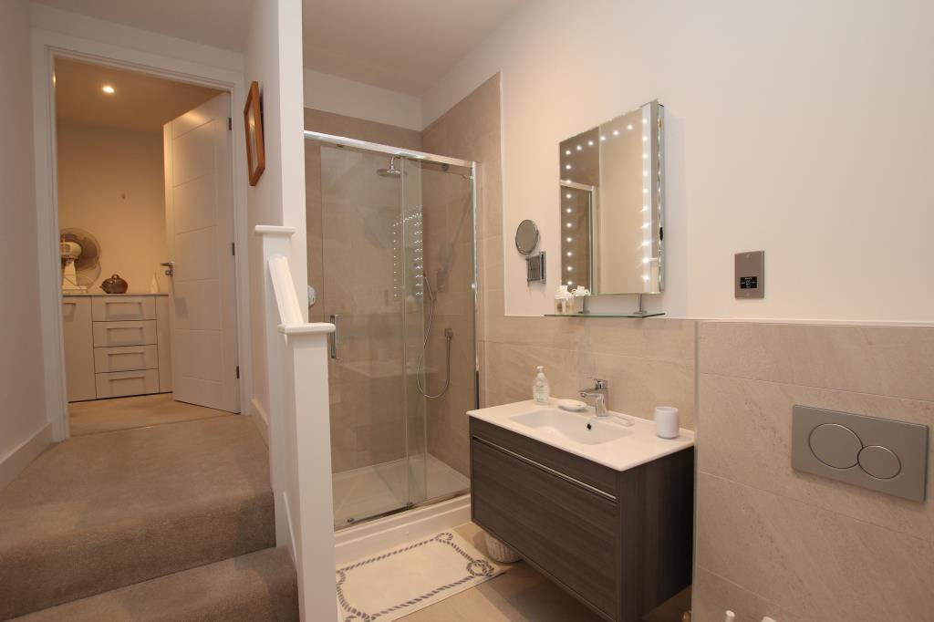 Bath2.JPG