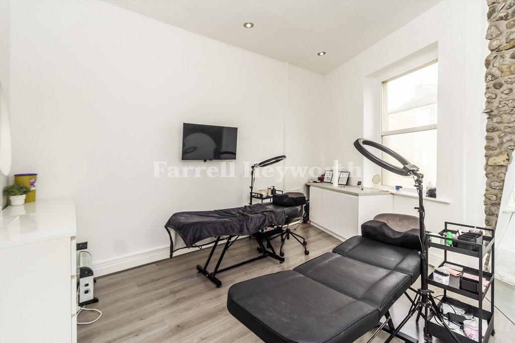 Treatment room 1