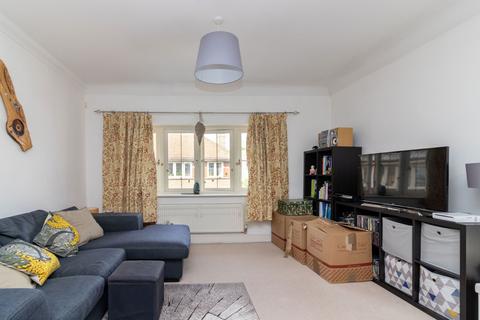 2 bedroom flat for sale, Cogswell House, Orchard Dean, The Dean, Alresford