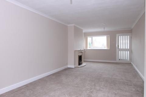 3 bedroom terraced house to rent, Winds Point, Hagley, Stourbridge, DY9