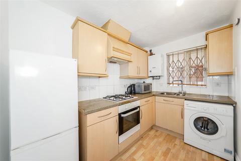 2 bedroom apartment for sale, The Ridgeway, London E4