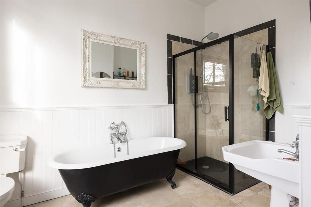 Principal Bedroom Suite