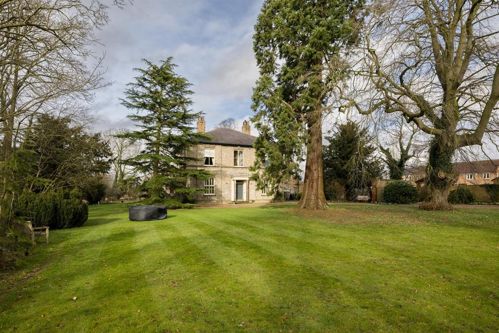 Full Sutton Hall